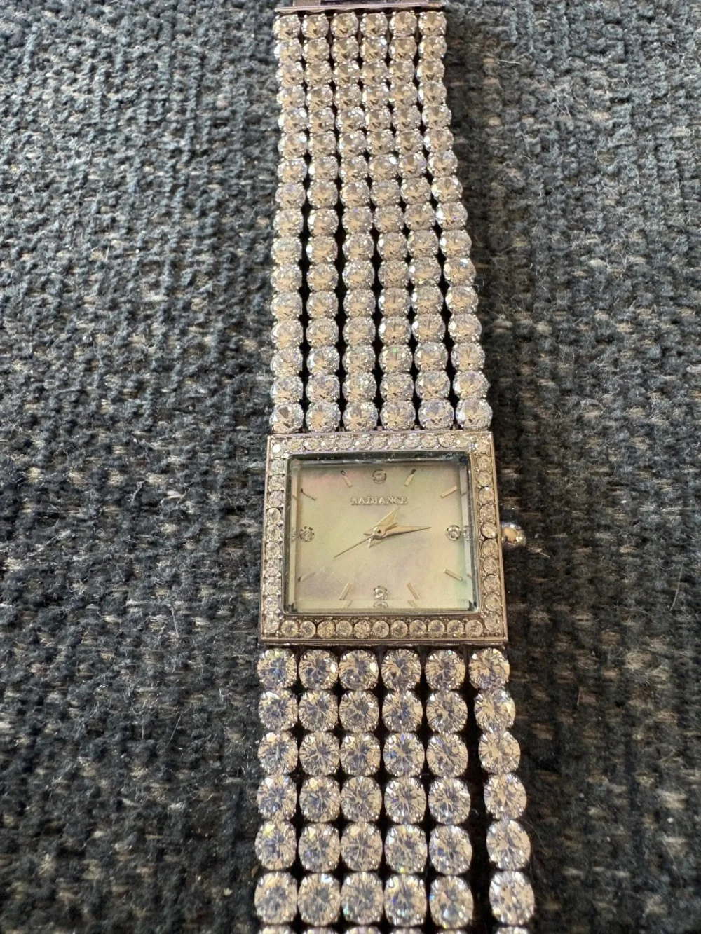 Radiance by Absolute wore this